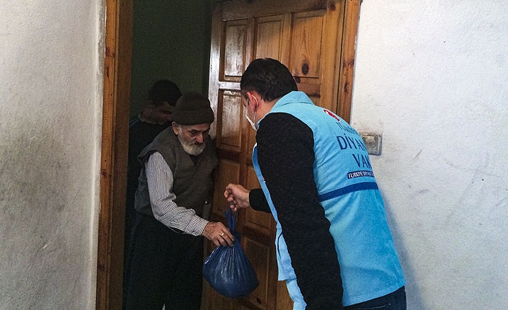 Kurban bağışları ihtiyaç sahiplerine ulaştırıldı