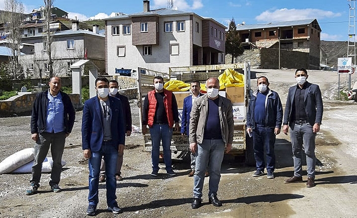 Din görevlilerinden anlamlı yardım