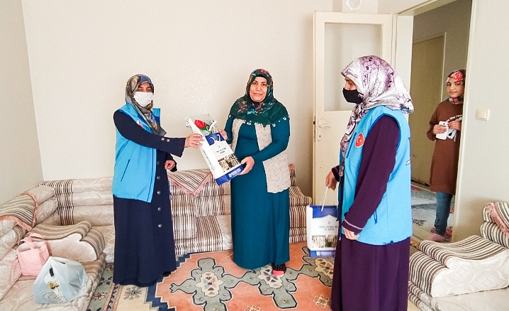Kur’an kursları vatandaşa hizmette birbiriyle yarışıyor