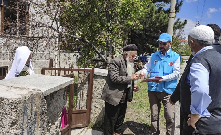 Kurban bağışları ihtiyaç sahiplerine ulaştırıldı