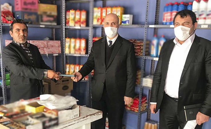 Müftülük bakkala olan tüm borçları ödedi