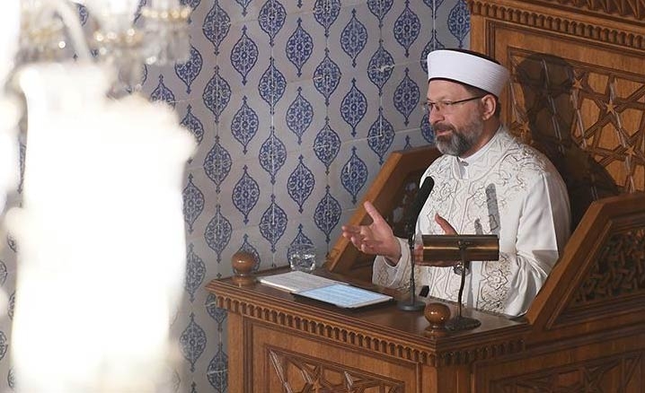 Prof. Dr. Erbaş: İçten ve samimi dualarımızla bütün insanlığa dua edelim