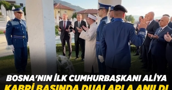 Bosna’nın ilk Cumhurbaşkanı Aliya, kabri başında dualarla anıldı