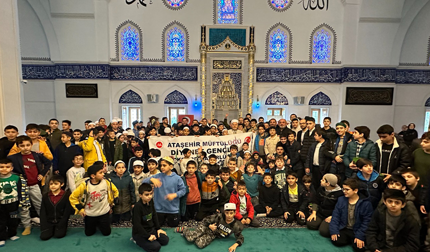 İstanbul Müftülüğü
Ataşehir’de "Gençliğe Değer Ara Dönem Kampı" sona erdi