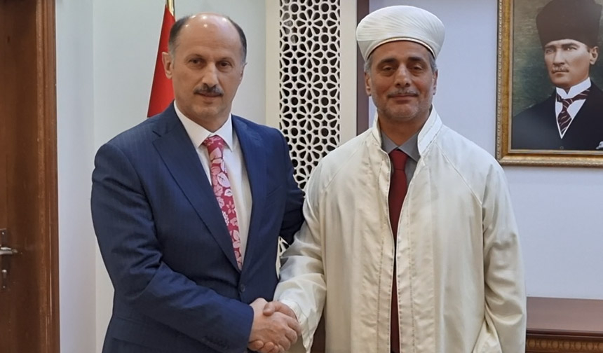 Bayburt İl Müftüsü Şahin, görevine başladı
