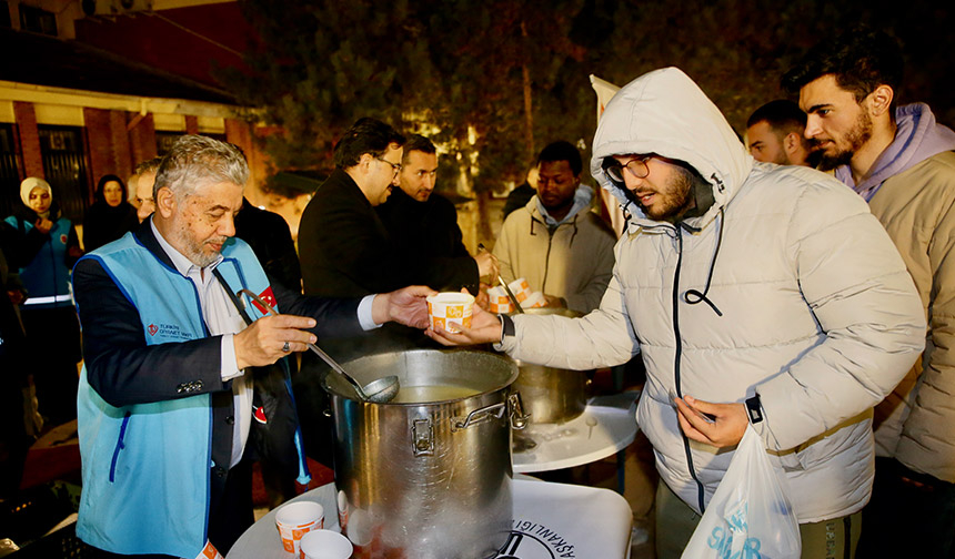 Eskişehir’de müftülükten öğrencilere çorba ikramı