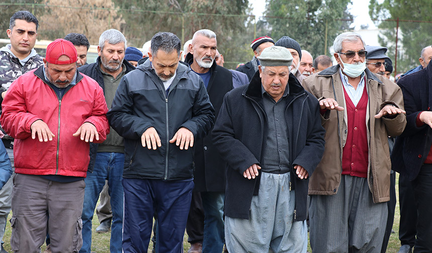 Adana’da yağmur duası yapıldı – Diyanet Haber