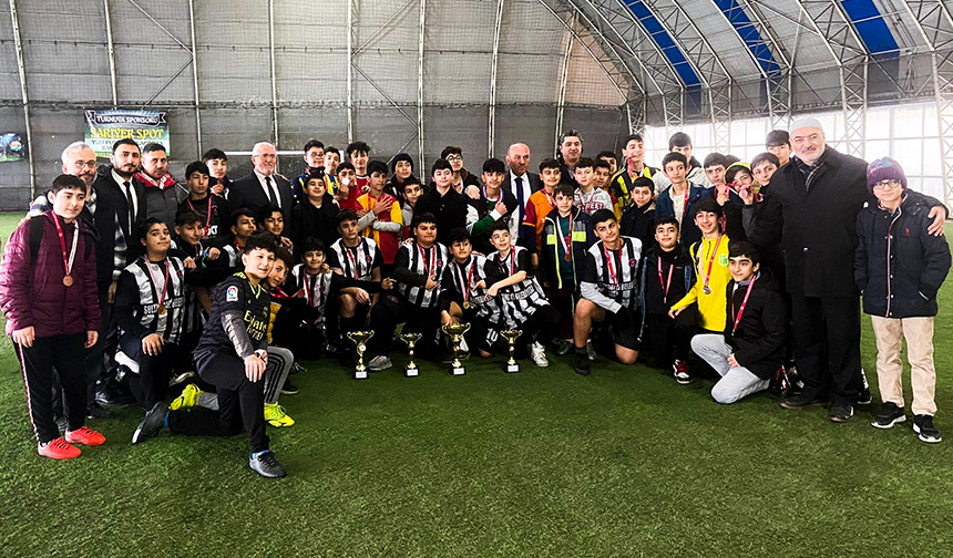 Sultangazi’de “Camiler Arası Futbol Turnuvası”