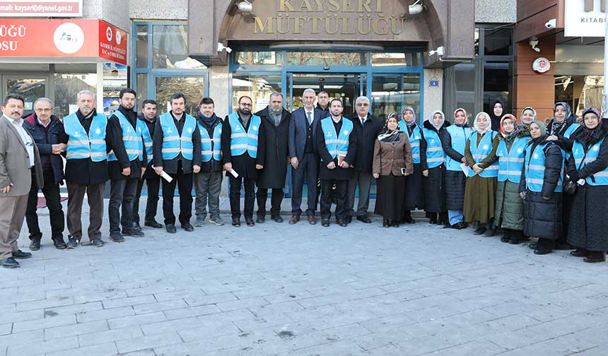 Kayseri’de din görevlilerinin deprem bölgesine yardım seferberliği sürüyor