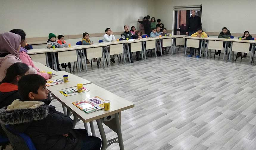 Diyanet Akademi merkezlerinde depremin yaraları sarılıyor
