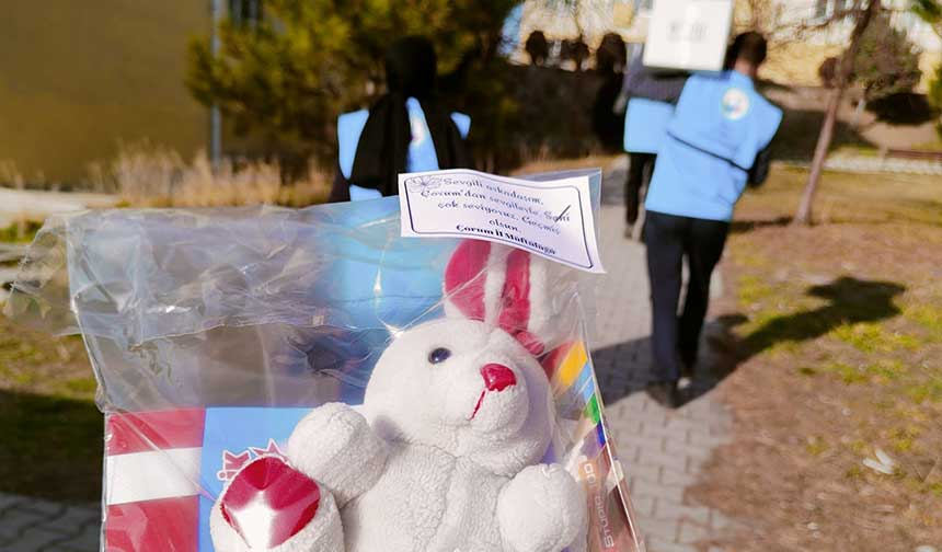 Çorum Müftülüğü
Din gönüllüleri depremin yaralarını sarmaya devam ediyor