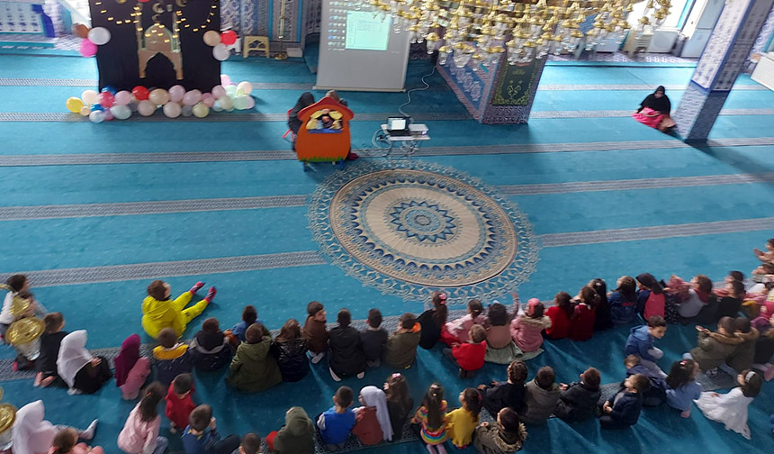 Gümüşhane’de minikler Ramazan sevincini yaşadı