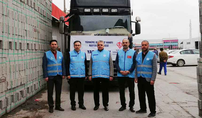 Kayseri’den deprem bölgesine konteyner ev
