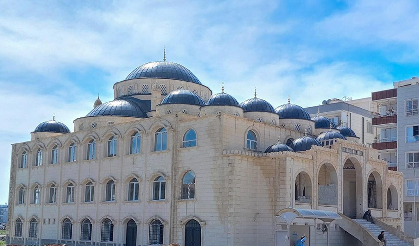 Viranşehir’de 4 cami ibadete açıldı