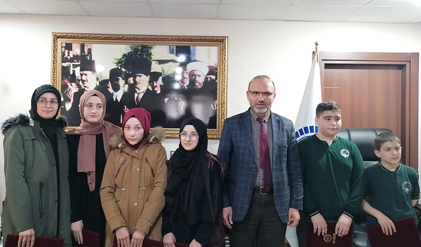 Trabzon Müftülüğü
Vakfıkebir’de hafızlar belgelerini aldı