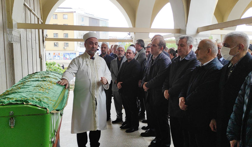 Adana Müftülüğü
Hayırsever iş insanı Nuri Sabuncu, ebediyete uğurlandı