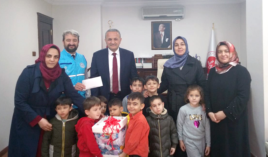 Afyonkarahisar Müftülüğü
Afyonlu miniklerden "Harçlık Kesesi"