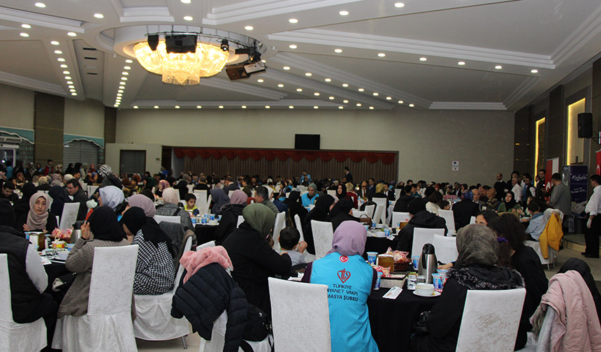 Amasya’da vatandaşlar iftarda buluştu – Diyanet Haber