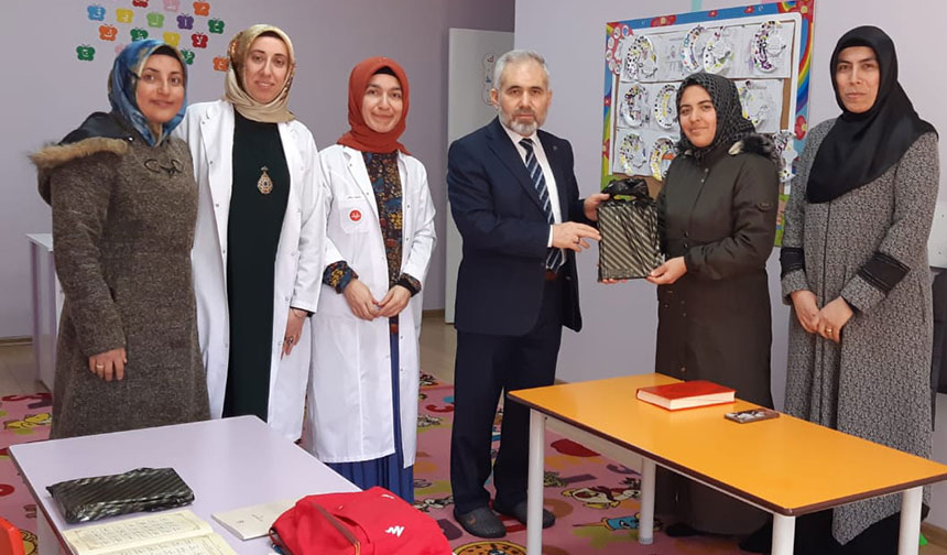 İşitme engelli kursiyerler Kur’an-ı Kerime geçti