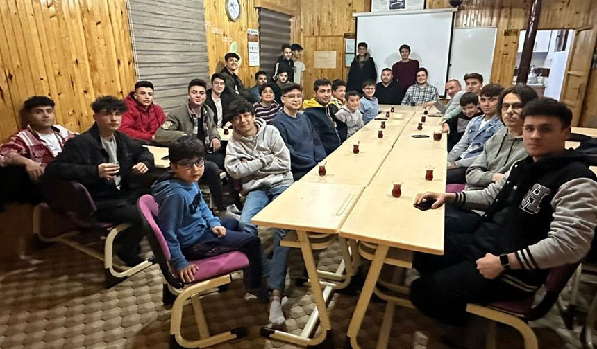 İskilip Diyanet Gençlik iftarda buluştu