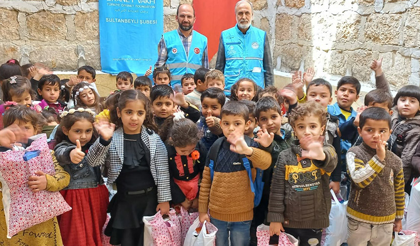 Sultanbeyli Müftülüğü Elbab’daki yetimleri unutmadı