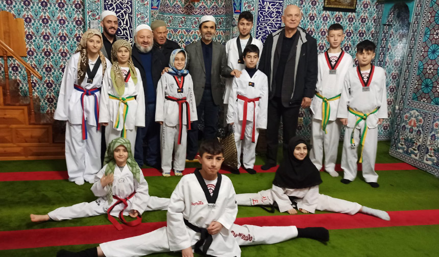Cami gençlerinden gururlandıran başarı – Diyanet Haber