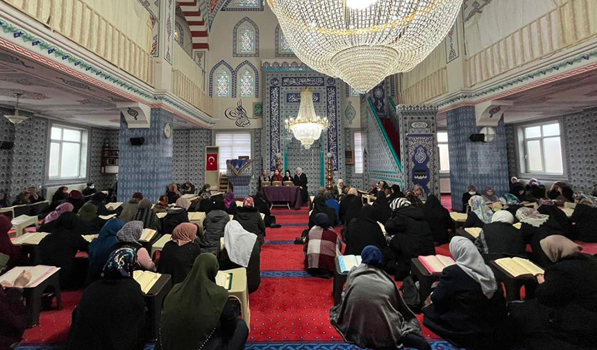 Sarıyer’de “5 Günde Ezbere Hatim Programı”