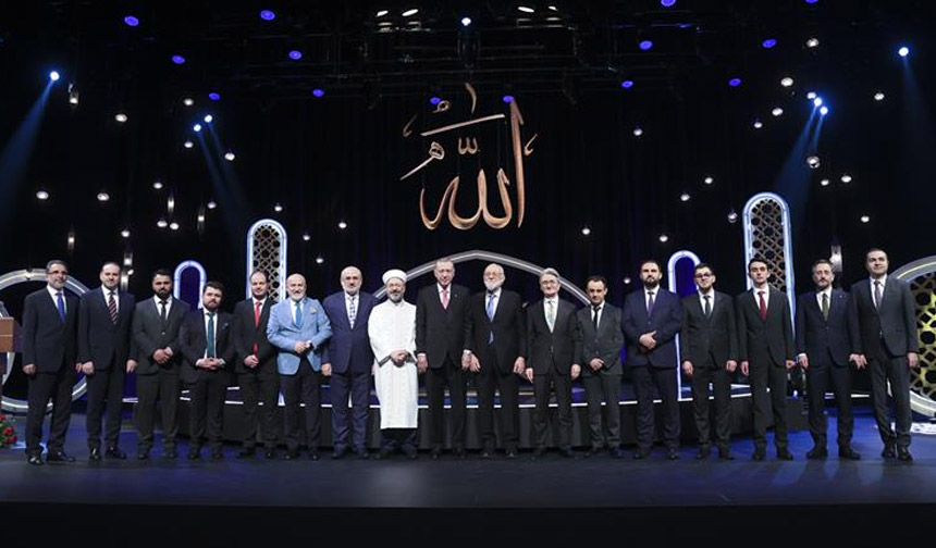 Kur’an-ı Kerim’i Güzel Okuma Yarışması’nın büyük finali Cumhurbaşkanı Erdoğan’ın katılımıyla yapıldı