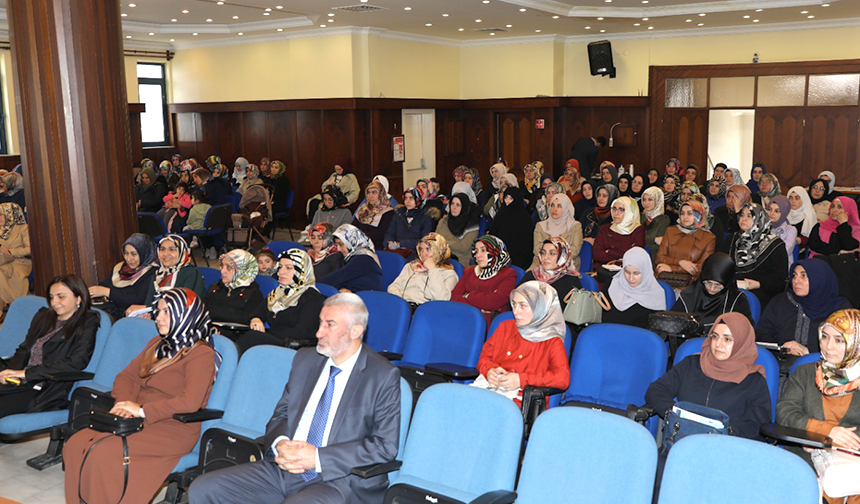 Bağımlılıkla mücadele seminerleri sürüyor – Diyanet Haber