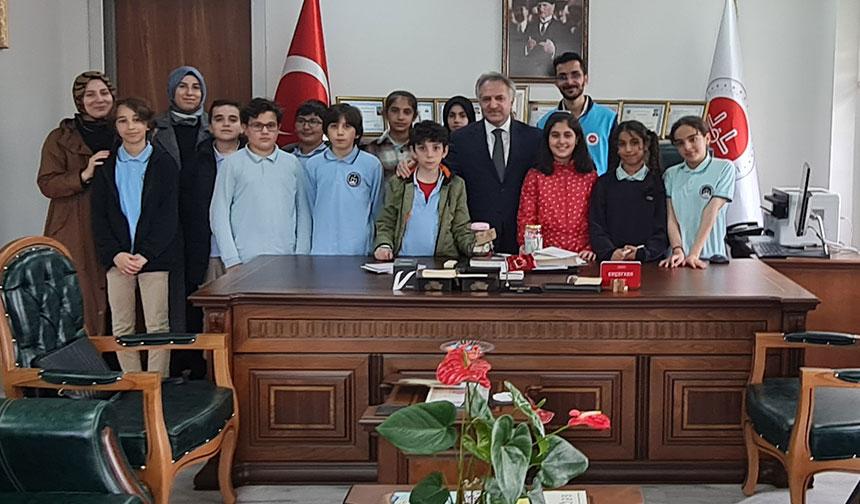 Beylikdüzü’ndeki öğrencilerden depremzedelere anlamlı bağış