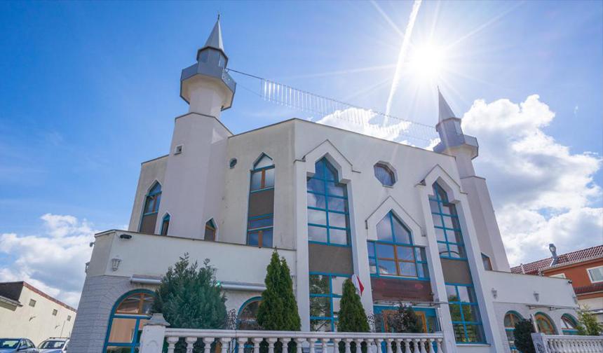 Göttingen Camii’ne tehdit mektubu – Diyanet Haber