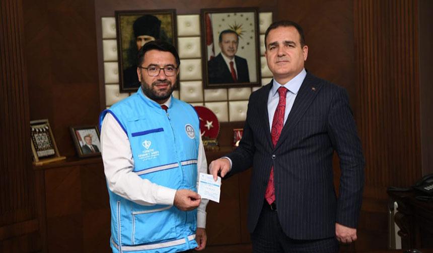 Hakkari Valisi Akbıyık, kurban vekaletini TDV’ye verdi