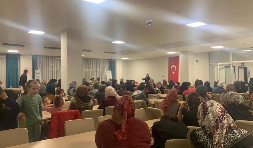 Isparta’da aile konferansları – Diyanet Haber