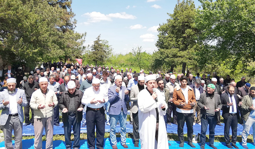 Meriç’te yağmur duası yapıldı – Diyanet Haber