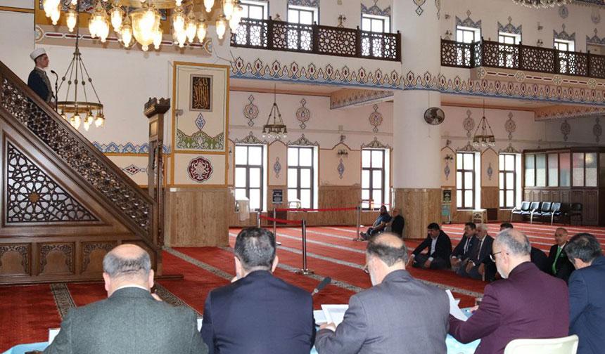 İmam hatipli gençler etkili hutbe okumak için yarıştı