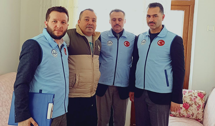 Çorum Müftülüğü
Sungurlu’da din görevlilerinin depremzedelere ziyaretleri sürüyor