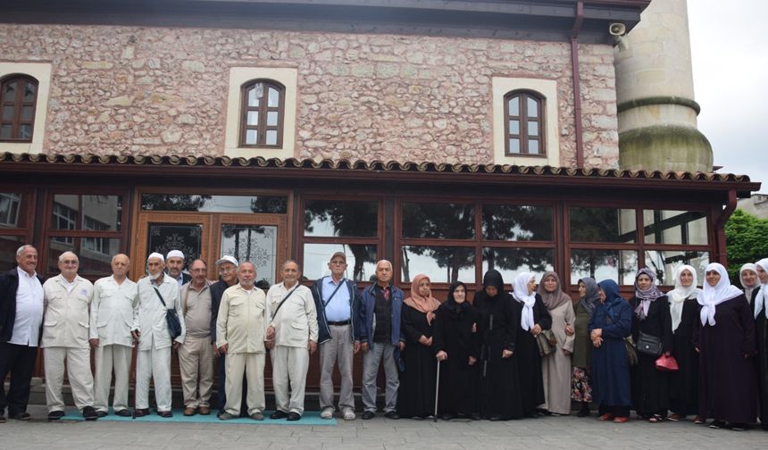 Giresun’da hacı adayları dualarla uğurlandı