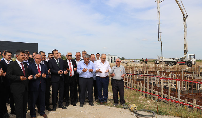Hayırsever sanayiciler OSB’de 2500 kişilik cami yaptırıyor