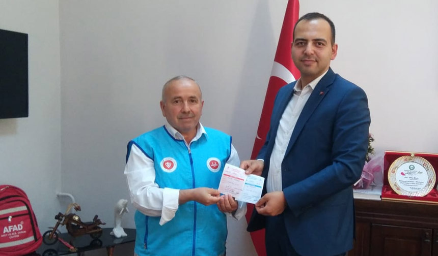 Kavaklıdere Kaymakamı Güven, kurbanını TDV’ye bağışladı