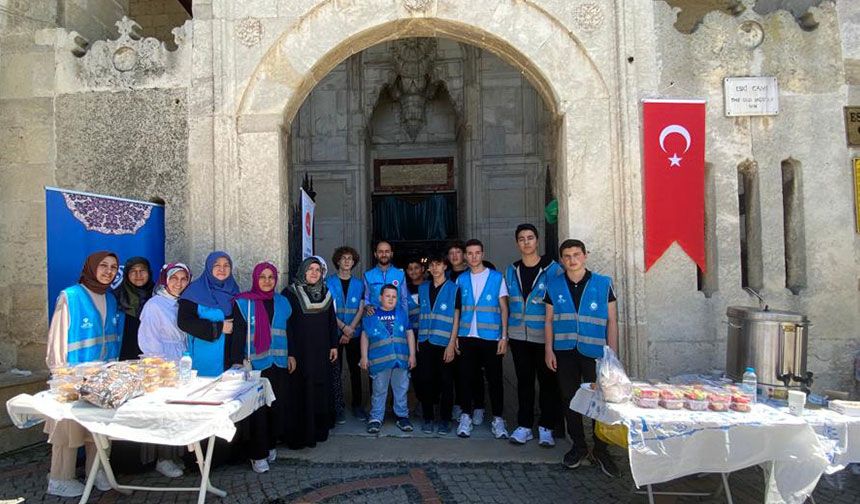 TDV Kadın kollarından “Hayır Kermesi”