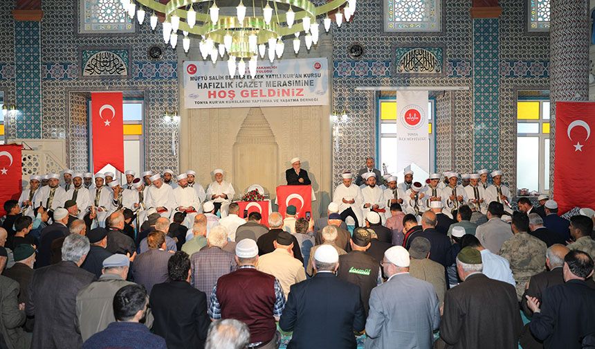 Trabzon’da hafızlar icazet aldı – Diyanet Haber