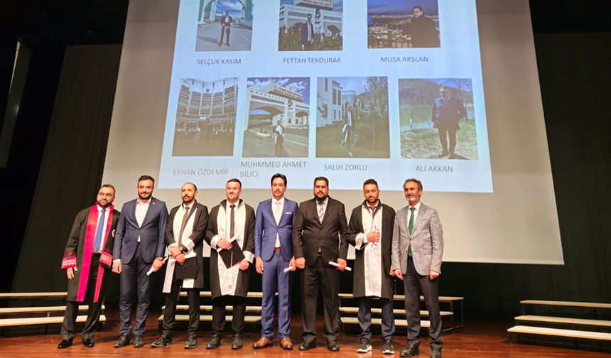 Üniversiteden mezun olan din görevlileri, diplomalarını Müftü Gülden’in elinden aldı