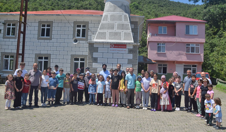 Çocuklar ‘Kadim Oyunlar Şenliği’nde buluştu