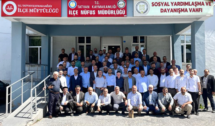 Tatvan İlçe Müftüsü Demirel, veda etti