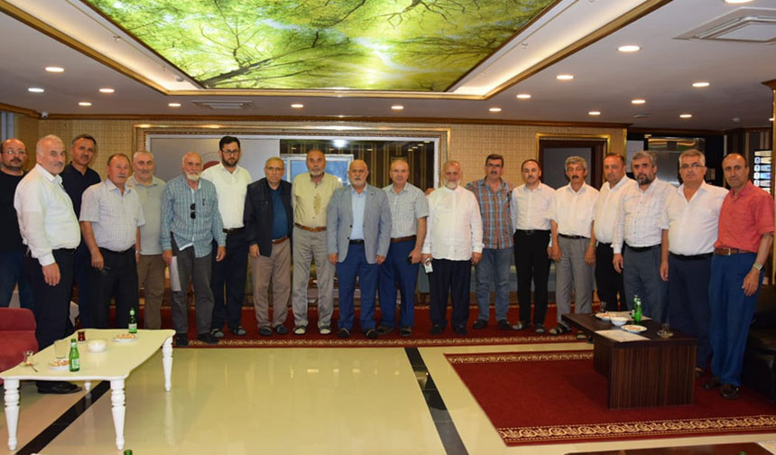 Müftülükten emekli öğretmenlere vefa – Diyanet Haber