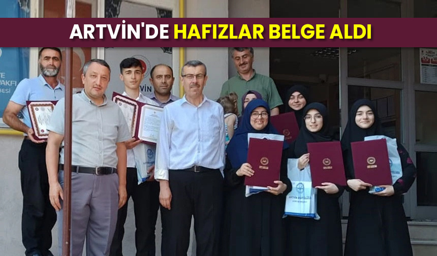 Artvin’de hafızlar belge aldı – Diyanet Haber