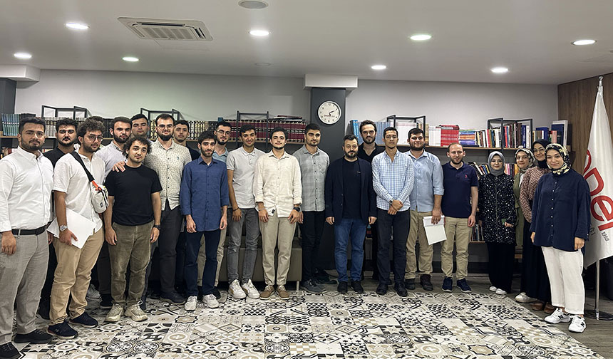 “Finans Genç” projesi ilk mezunlarını verdi