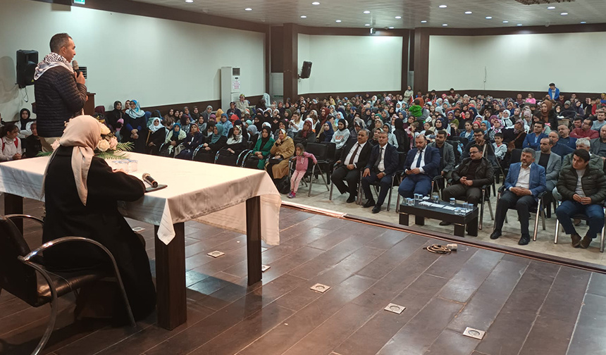 Gediz’de “Geçmişten Günümüze Filistin ve Mescid-i Aksa” konferansı