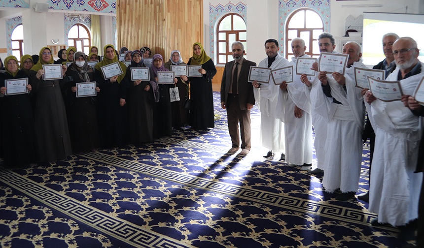 Çankırı’da umreciler bilgilendirildi – Diyanet Haber
