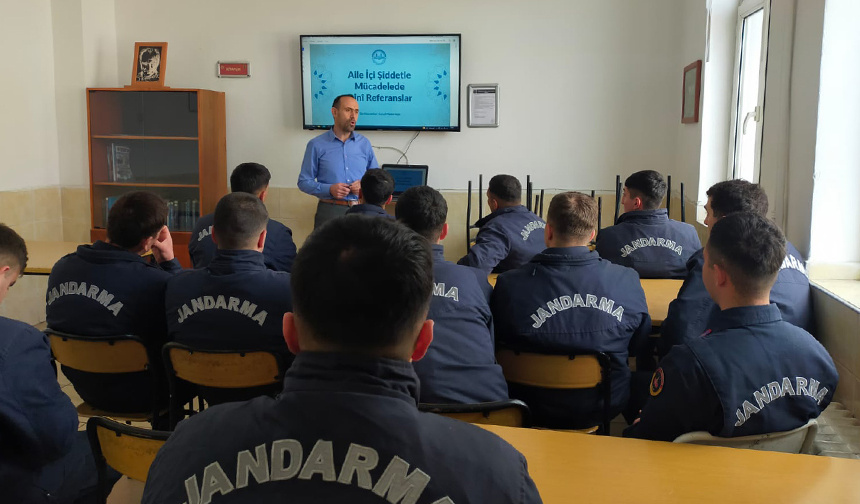 Müftülükten Jandarma personeline aile semineri